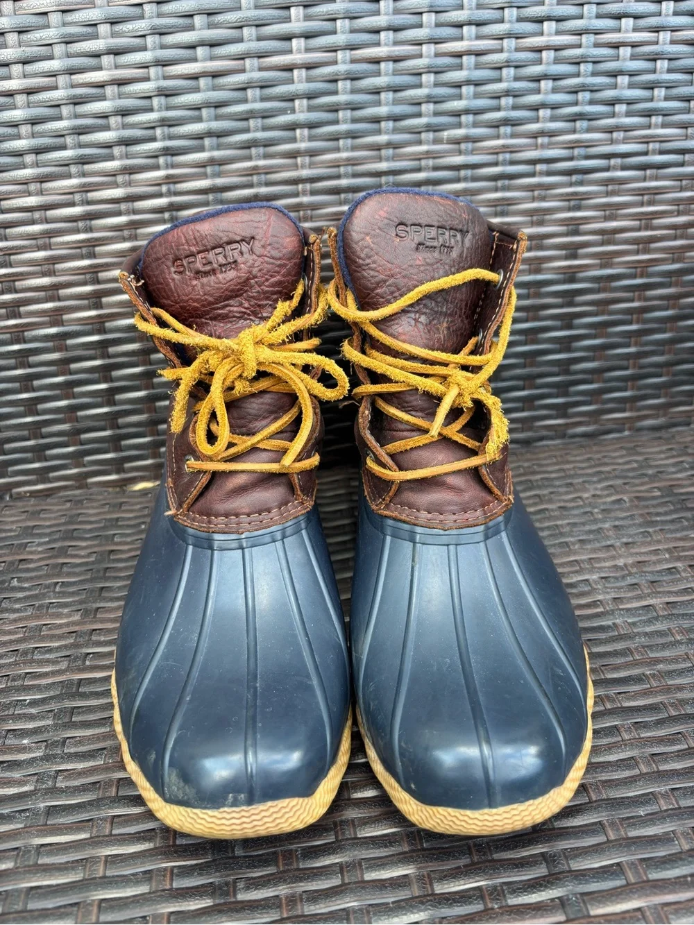 Women’s Sperry Satwater Ankle Duck Boots Brown/Navy Leather Rubber Size 9